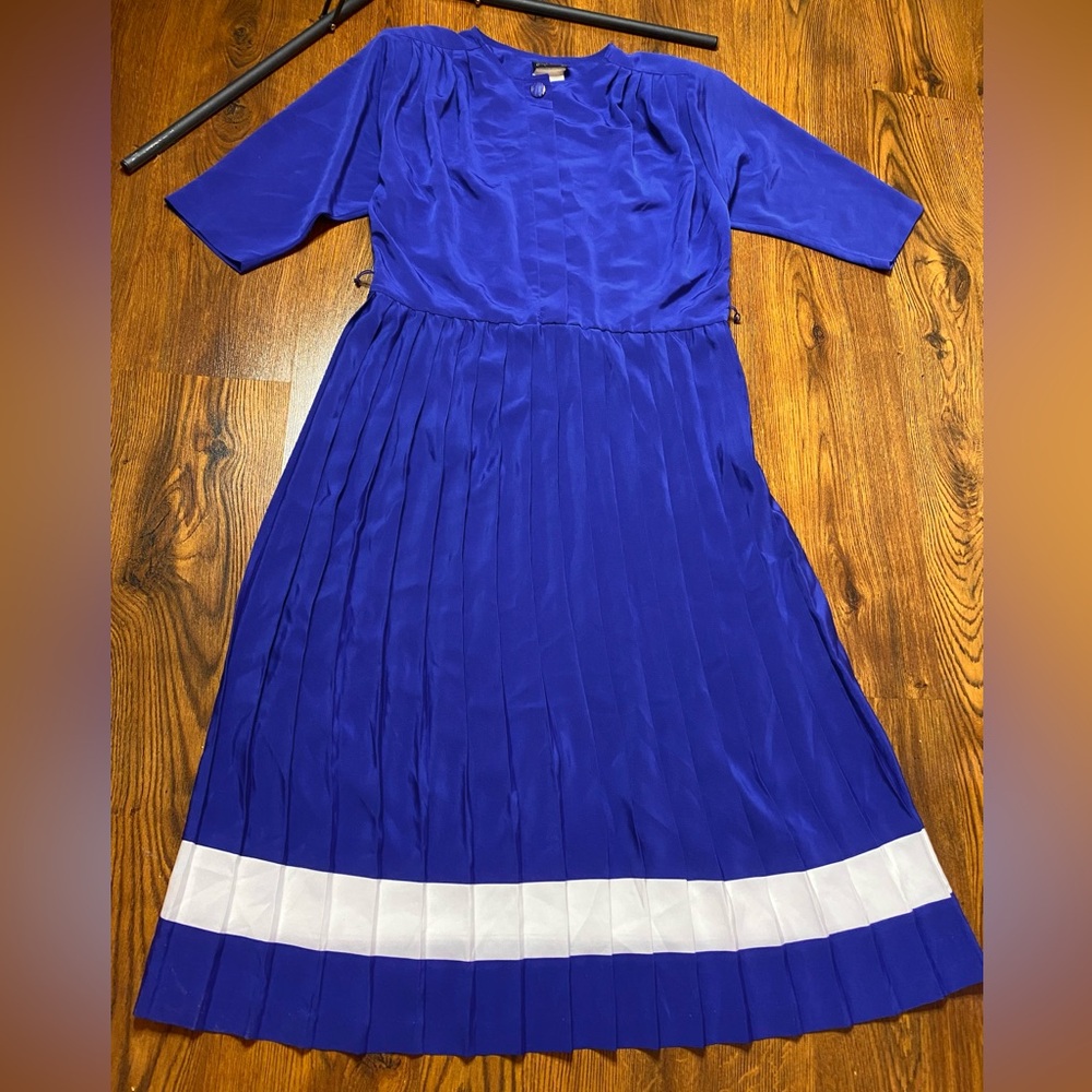 🌷 Joseph Ribkoff🌷 Vintage Royal Blue Pleated Dress With White Stripe Hem Size 11 - Picture 2 of 14